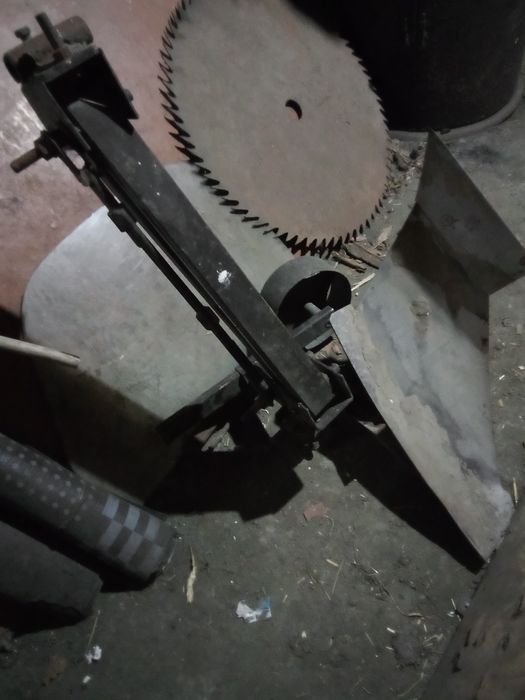 Плуг до мотоблока