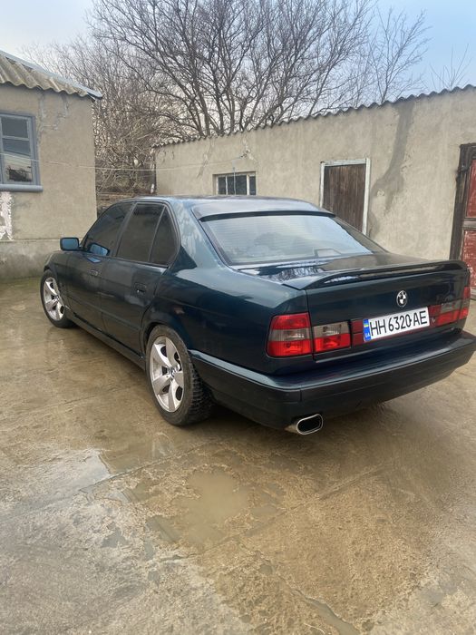 Продам bmw e34 1995г рестовая