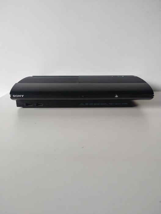 PlayStation 3 Super Slim | Pad + Gra