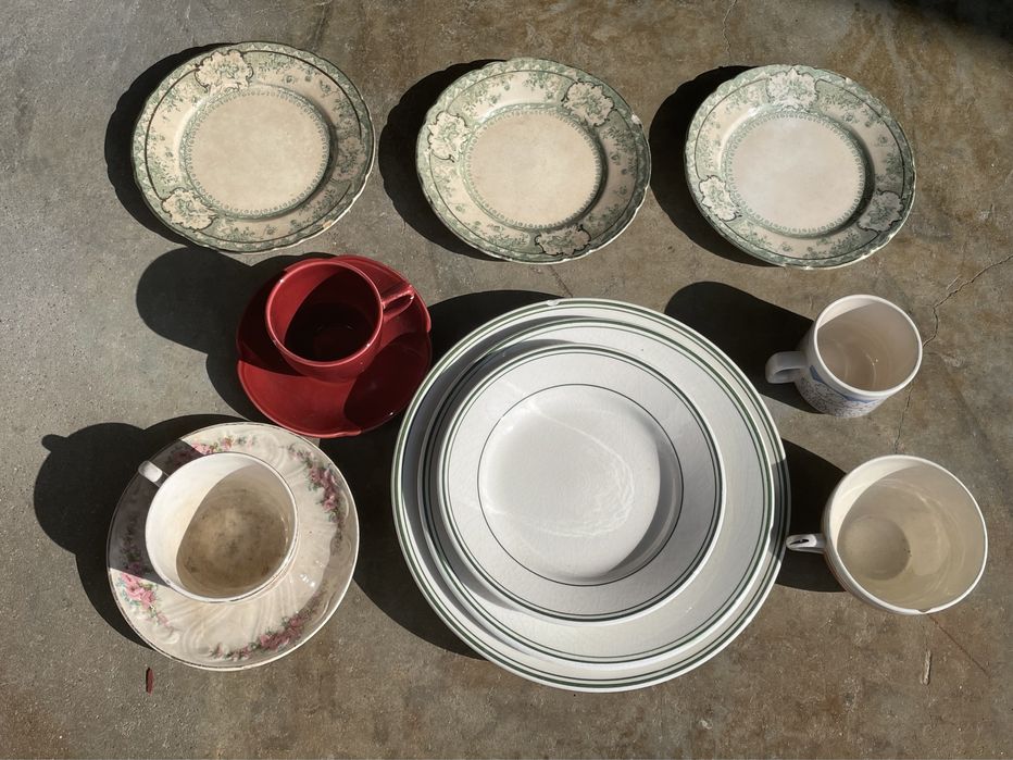 Lote de 11 peças da Fabrica de Loiça de Sacavém