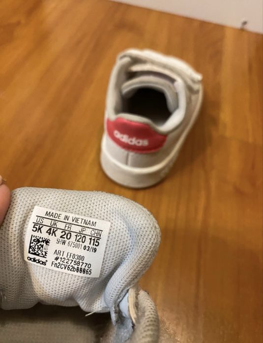 Sapatilhas Adidas nº 20