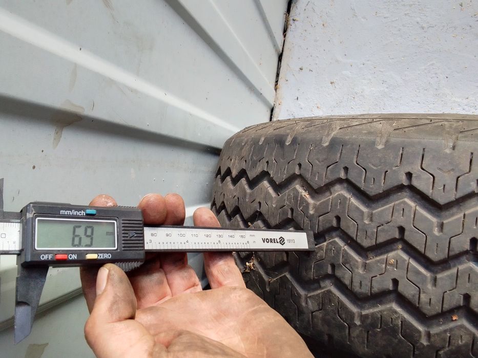 Cena za 2 Opony letnie 215/65r15C ROADMARCH 2021r 7mm
