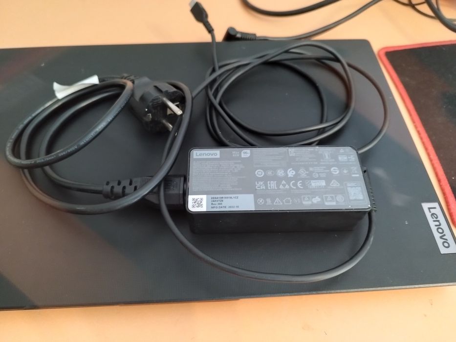 Laptop Lenovo i3