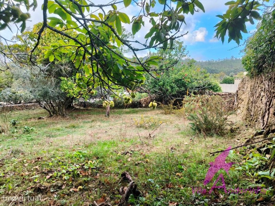 Plot of Land with Stone Annex in Samonde - Santa Marta de Portuzelo