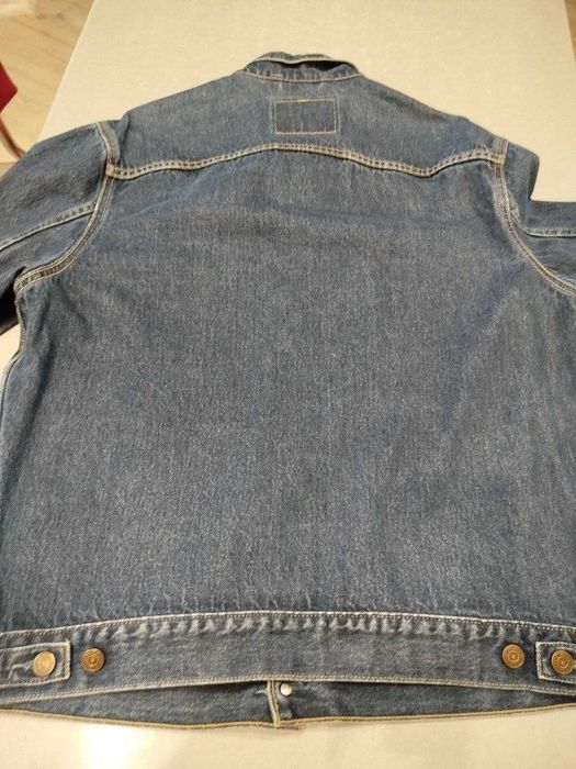 Джинсовая куртка Levis