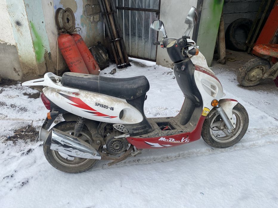 Продам скутер спарк150
