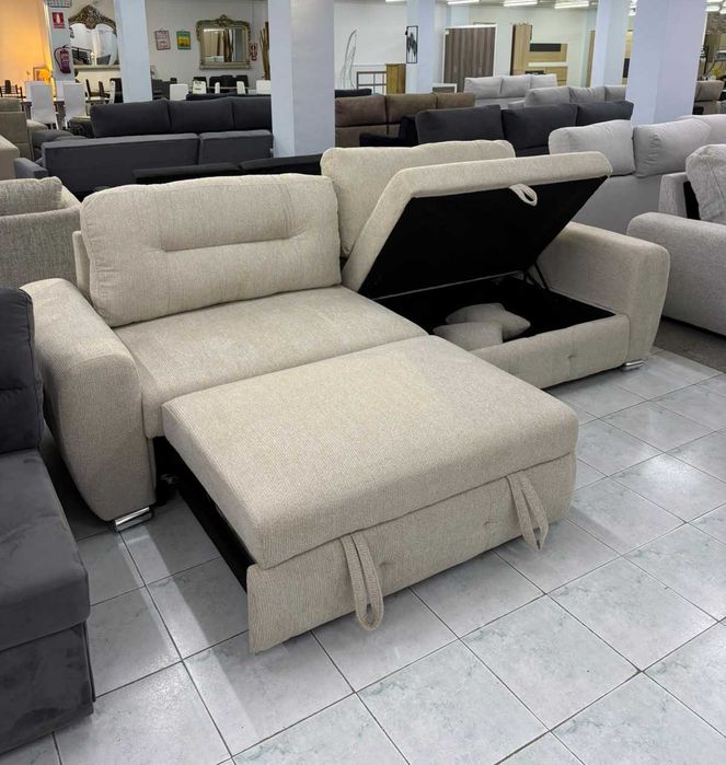 Novo Sofá com Chaise Longue e Espaço de Arrumação + Portes por 697€