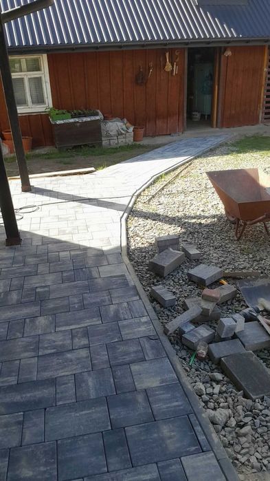 Usługi brukarskie prace ziemne