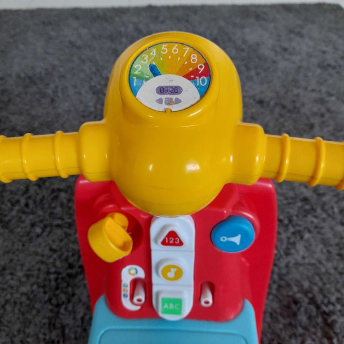 Andador mota Fisher Price