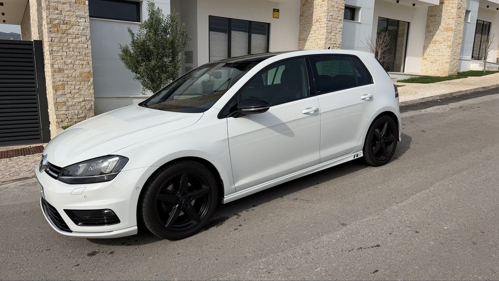 Vw Golf 7     R-LINE foto 2