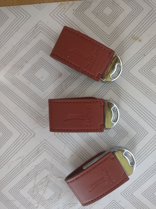 Pendrive-y “Nieliczne ze Zdjęcia„