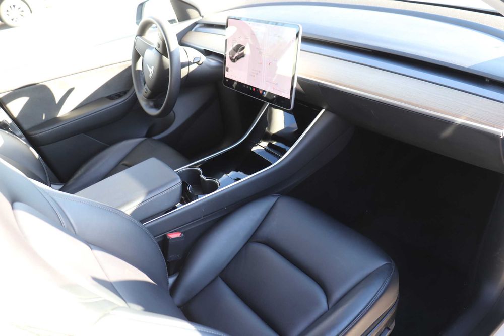 Tesla Model Y 2020 Long Range, в гарному стані!