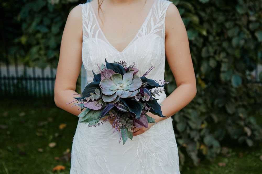 Suknia ślubna biała