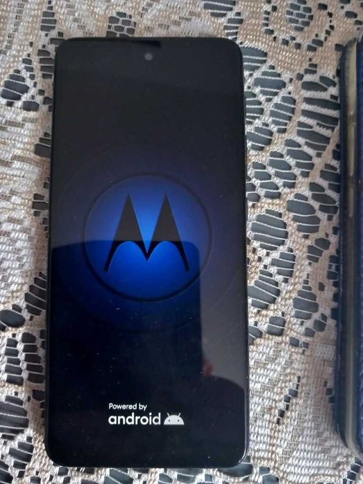 Telefon Motorola E40