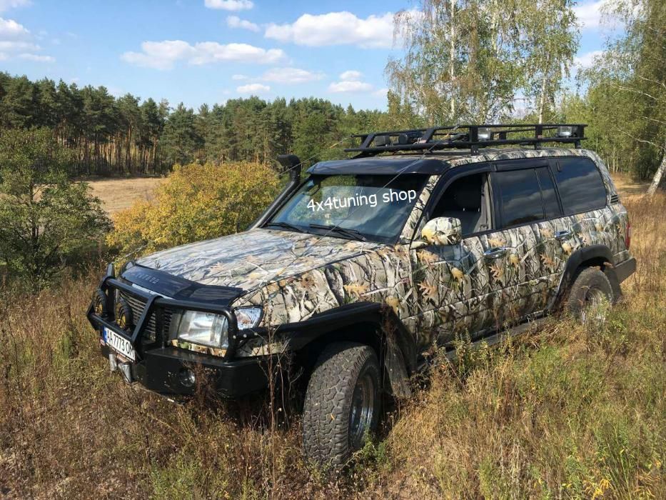 Mitsubishi L200 wagon 2,3,4 cruiser 100 козырек лобового стекла