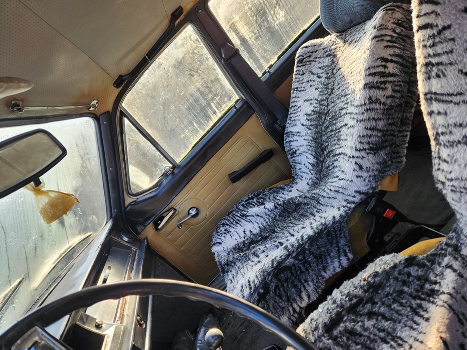 Газ 2402  з газом