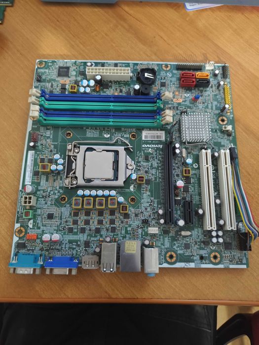 Płyta główna Micro ATX Lenovo IS6XM Rev: 1.0 + i3-3220