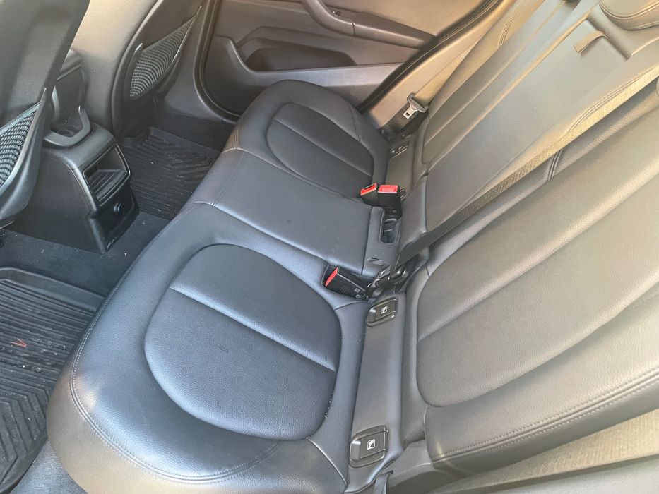 Bmw x1 z 2017r disel 1.8d 20 150 km czarny