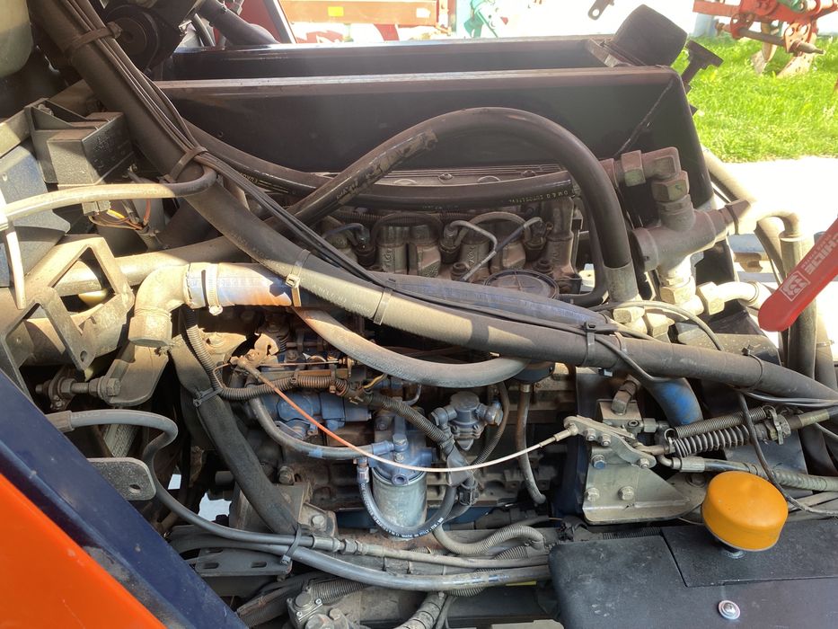 Zamiatarka do ulic - MATHIEU AZURA - samochód komunalny