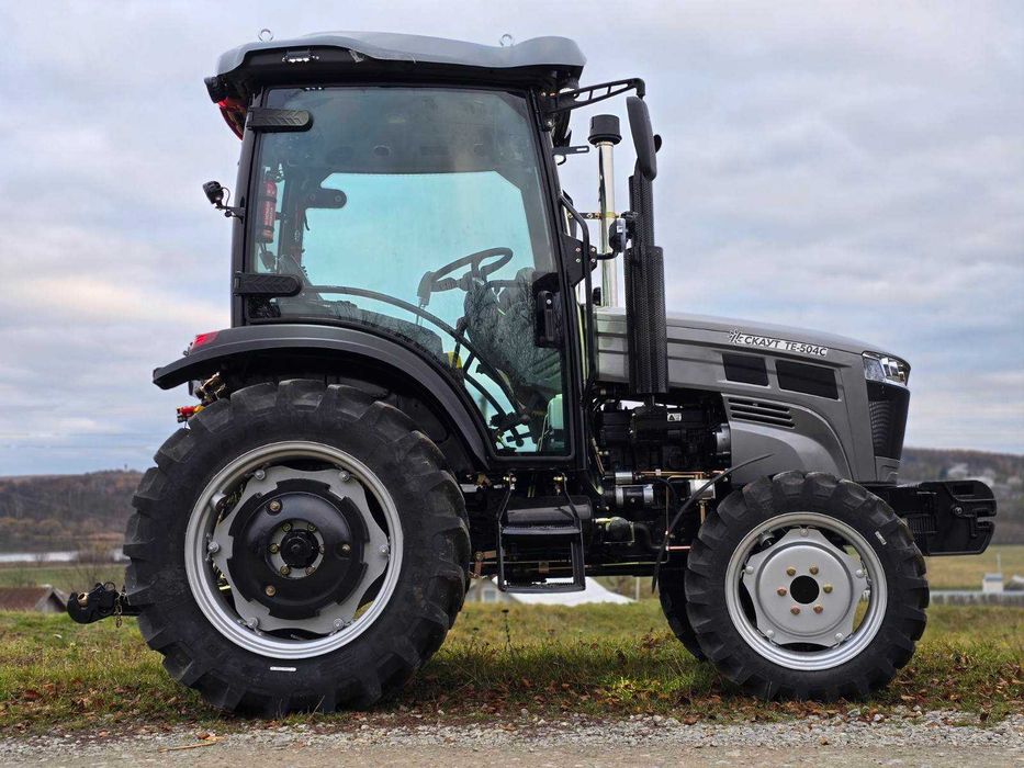 Мінітрактор трактор із заводською кабіною СКАУТ ТЕ-504СRX євронавіска