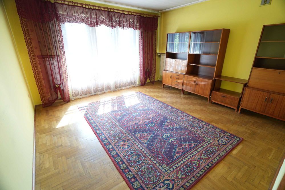 Dom mieszkalny z działką 24a w Łańcucie, blisko centrum.