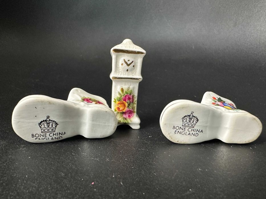 Порцелянові колекційні мініатюрні черевички годинник bone china Англія