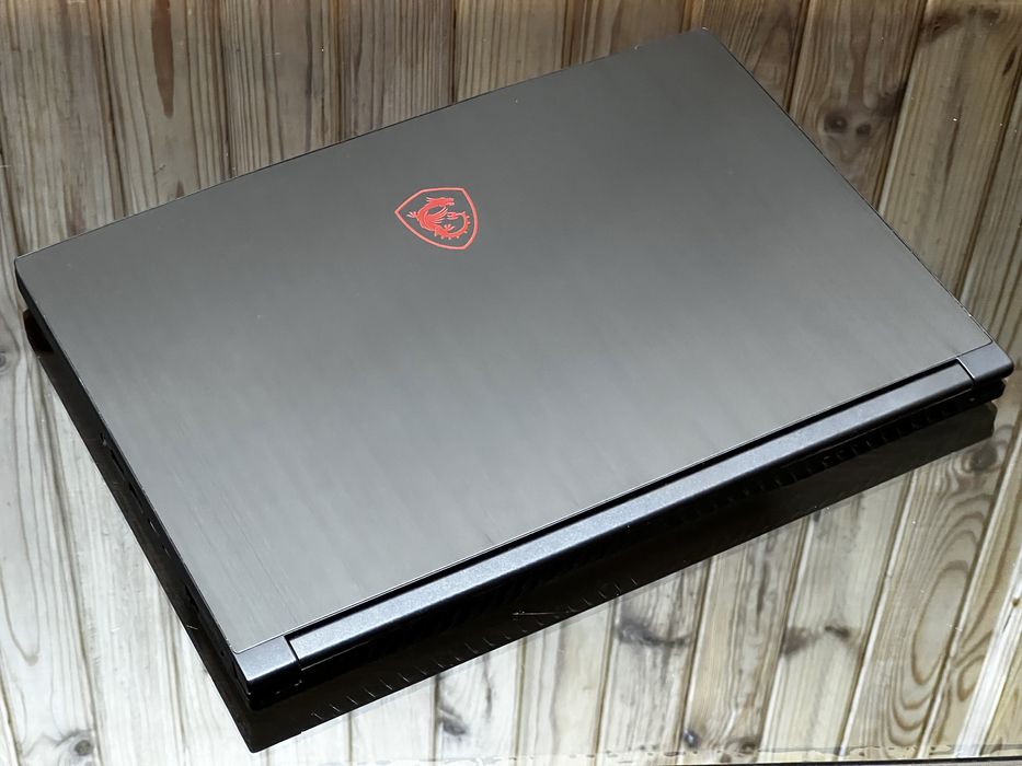 MSI Gaming 15, RTX2060, I7 9750h, 144hz