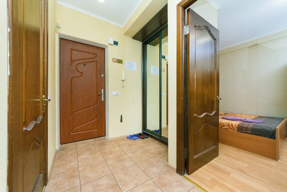 1к. почасово,метро Левобережная 7 минут ходьбы