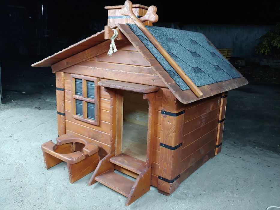 Будка деревянная, домик для собаки