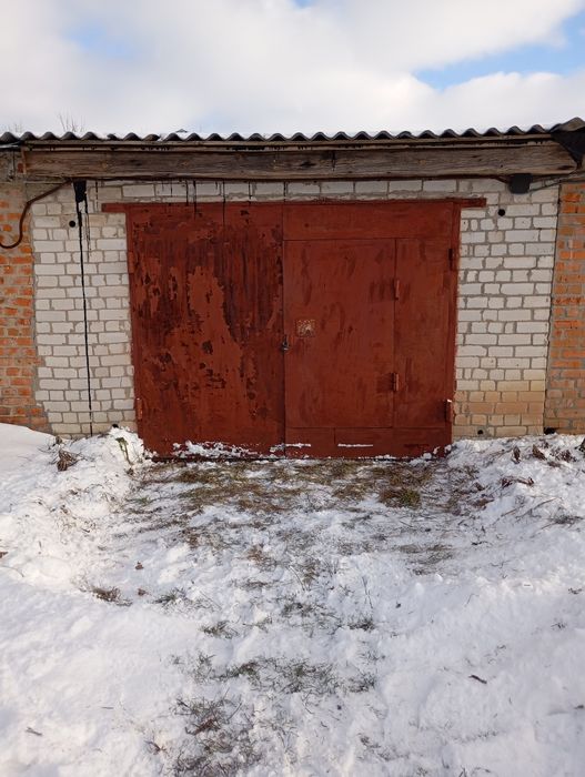 Продається цегляний гараж в кооперативі Прогресовець