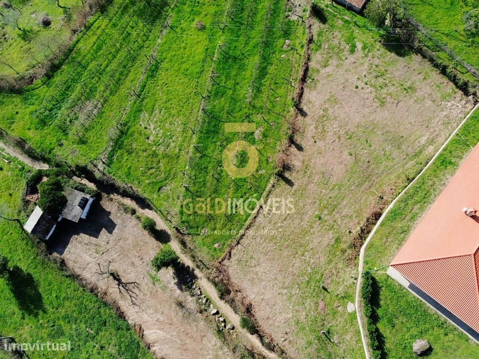 Terreno para Construção — Travanca, Viseu