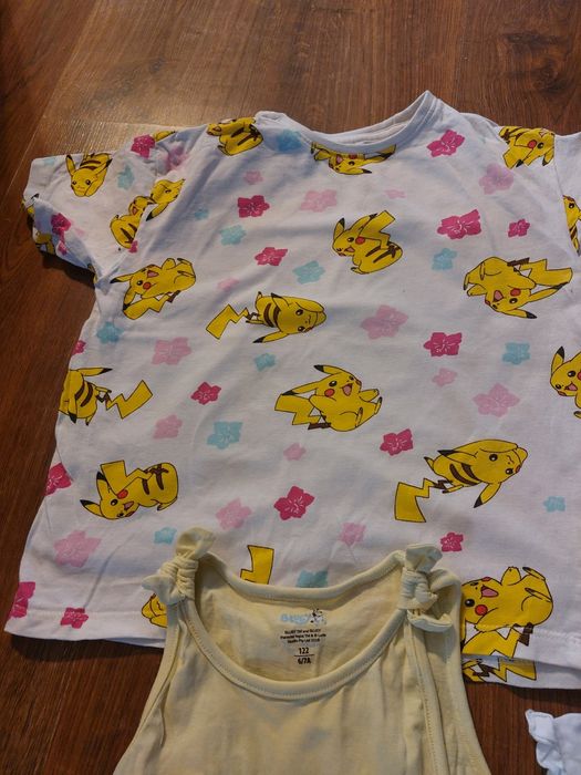 Zestaw 6 bluzek  dla dziewczynki 122