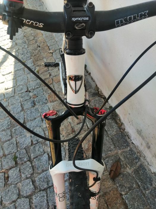 Bicicleta KTM Muitos Extras