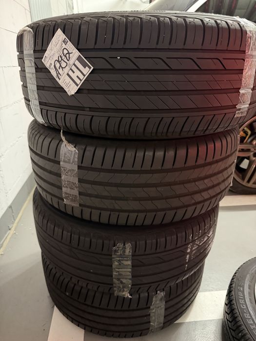 Oryginalne Felgi  Opel insignia z oponami brigestone 225/55R17
