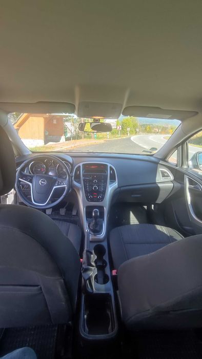 Opel Astra J Sports Tourer 1.7 CDTI 110 KM | 2011 | 254 tys. km | zadbany i sprawny