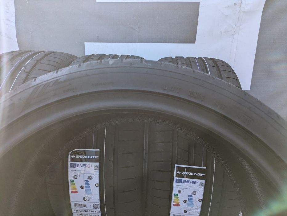 255/35R19 Dunlop Sport Maxx RT2 LATO NOWE