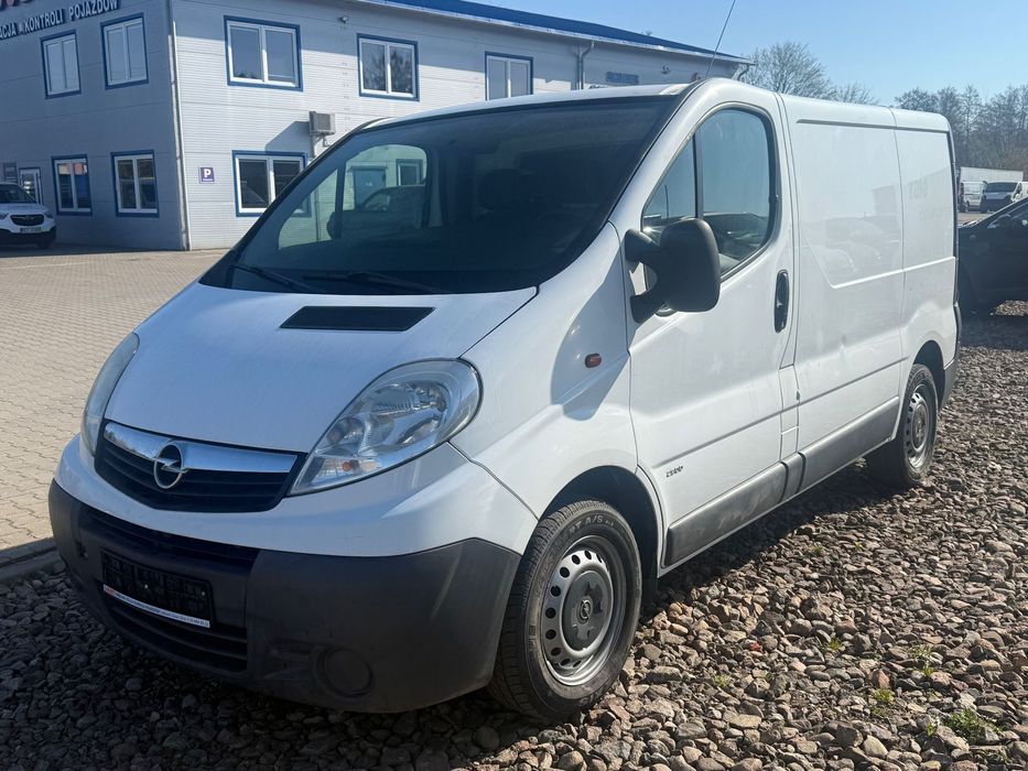 Opel Vivaro 2.0 cdti z Niemiec bezwypadkowy  sprowadzony