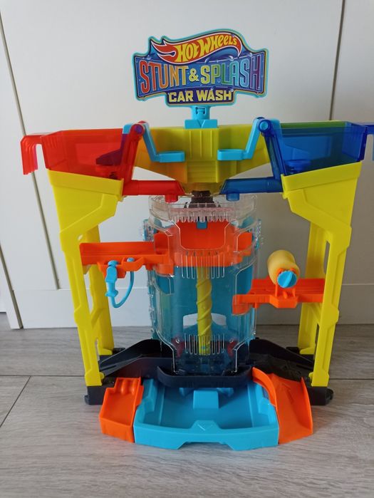 Myjnia Hot Wheels Stund & Splash