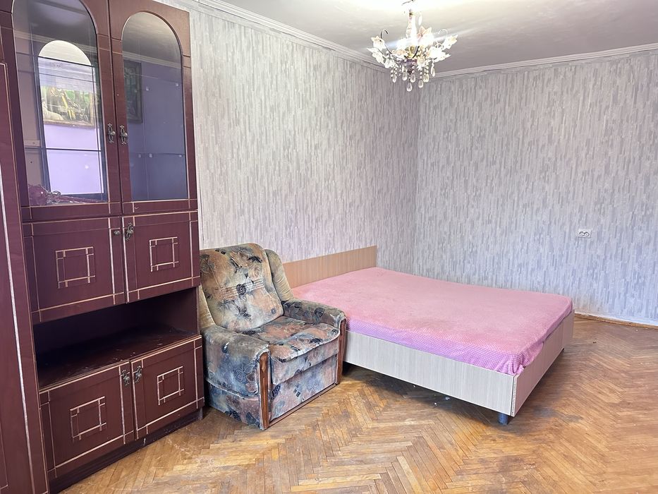 Оренда від власника 2 кімнатна квартира по вул. Володимира Великого