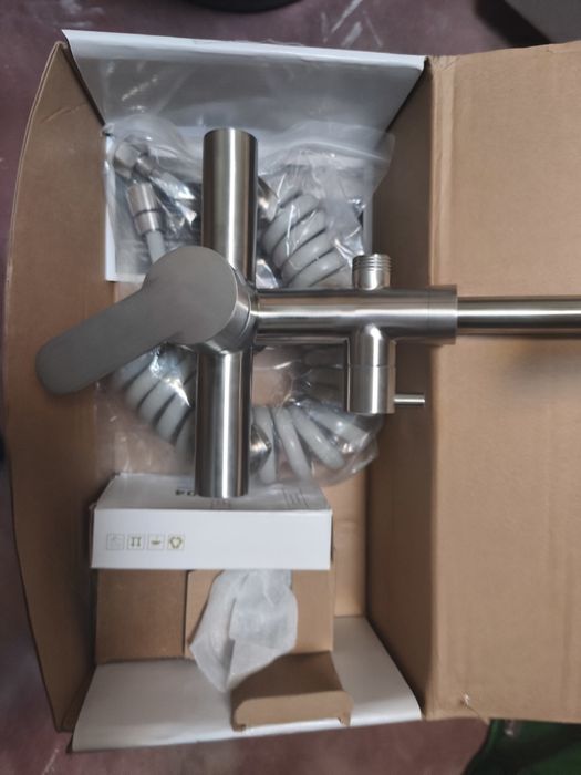 Torneira parede cozinha