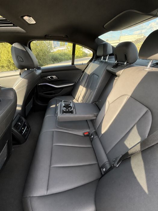 Bmw 330Xi 2019 White 2.0L 4