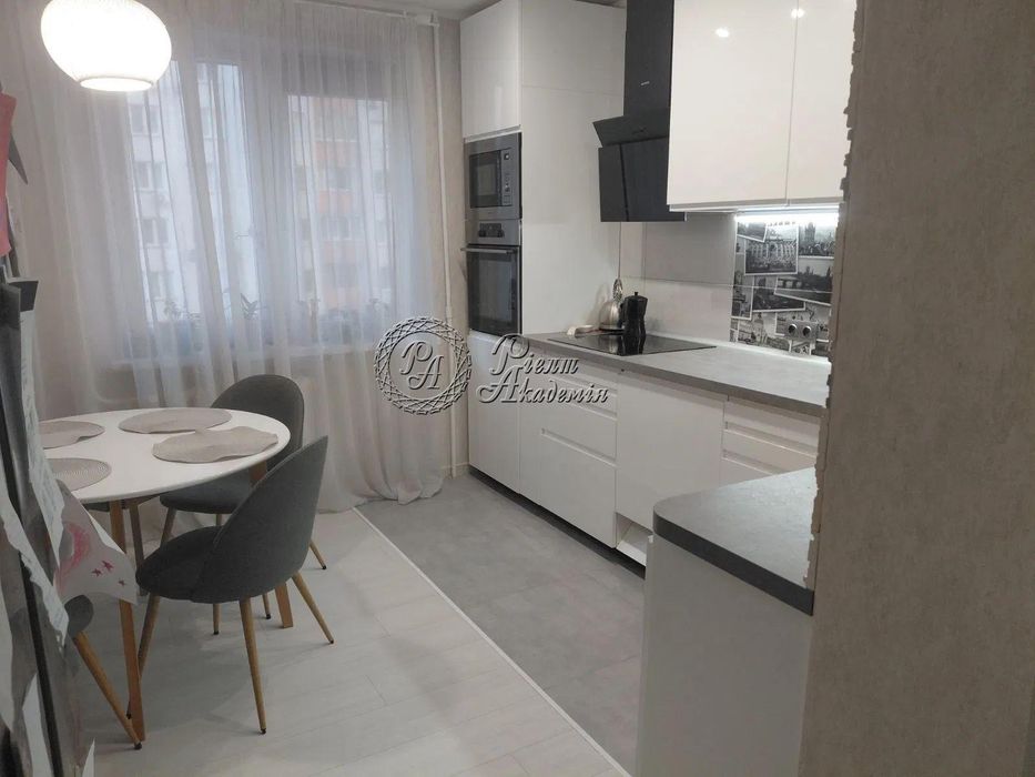 Продам квартиру Київ, Феодосійський пров.