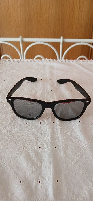 Óculos espelhados EDP, novos
