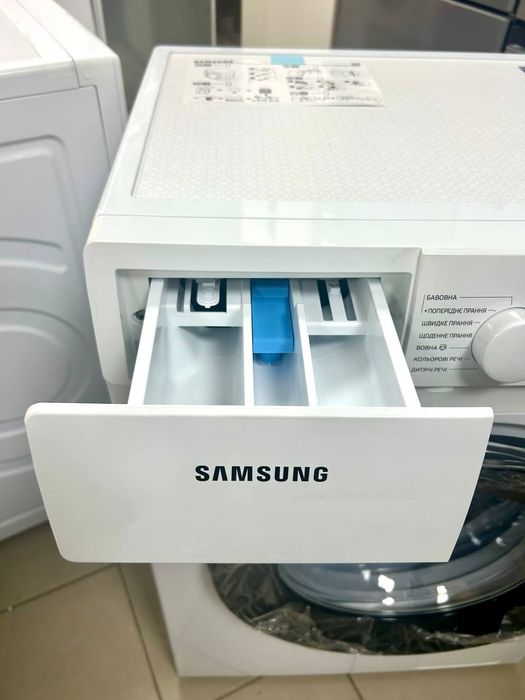Пральна машина Samsung WW80T3040BW