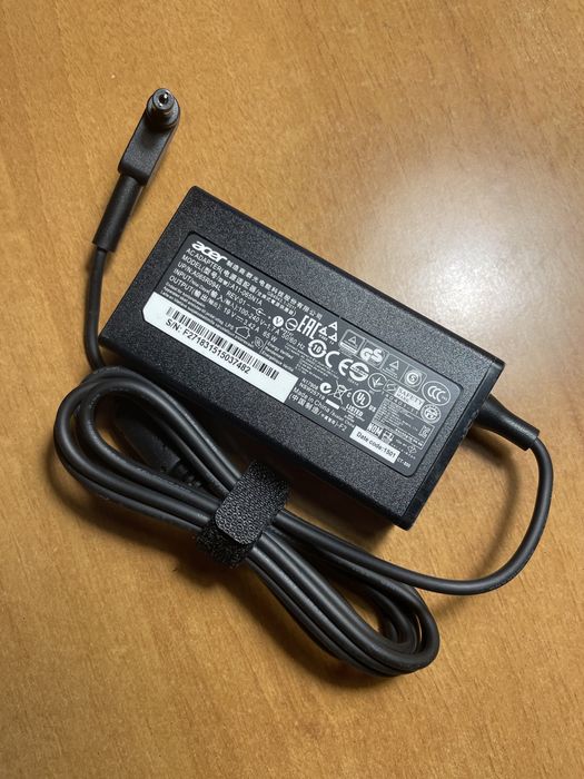 Блок Питания Зарядное Устройство Зарядка Acer Aspire V3 V5 A315, Swift