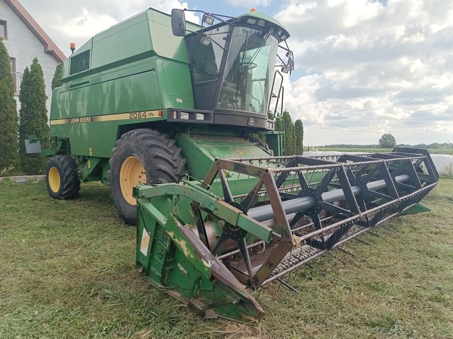 Kombajn John Deere 2064 i 2056