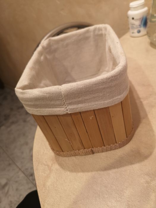 Koszyk na kosmetyki lub inne drobiazgi