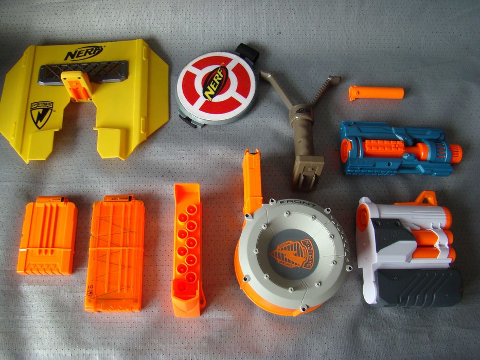 Аксессуар к бластеру NERF N STRIKE .