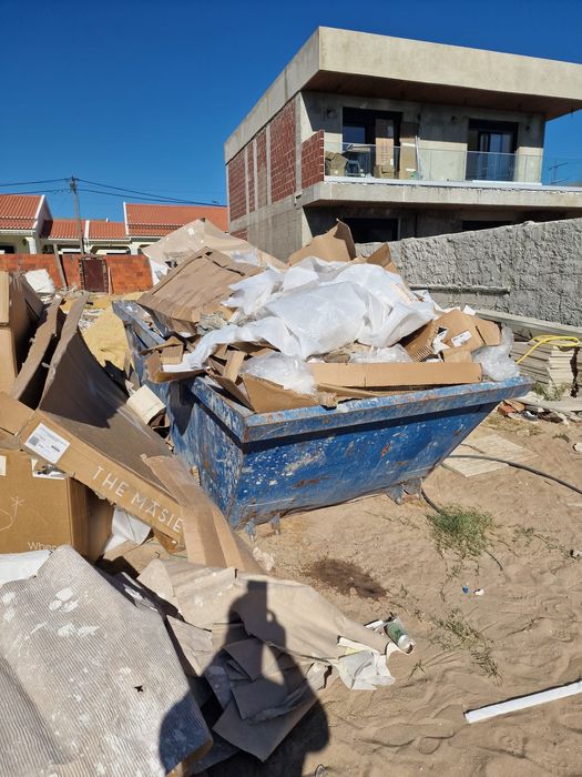 GRÂNDOLA MELIDES SANTA CRUZ SANTA MARGARIDA da SERRA CRUZ JOÃO MENDES SANTIAGO DO CACÉM SINES e PORTO COVO contentores p/resíduos entulho de obra lixo