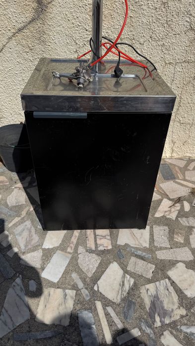 Maquina cerveja com frigorifico